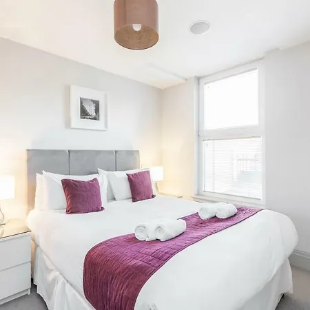Roomspace Serviced Apartments - The Quadrant Richmond  Esterno foto